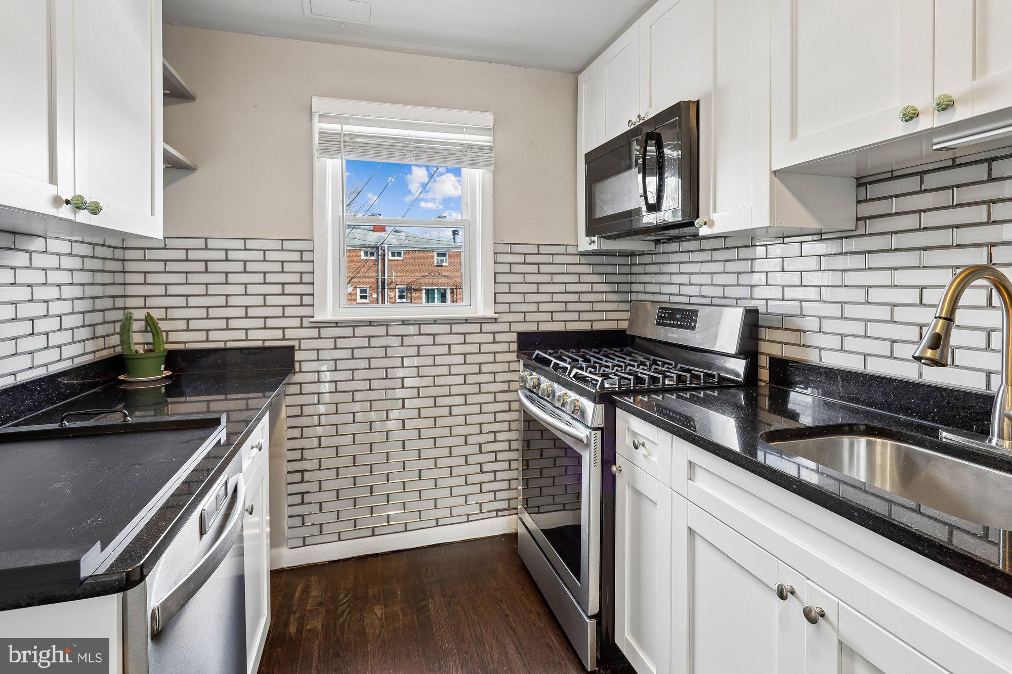 5405 Highridge Street Halethorpe, MD 21227 - Photo 12 of 30 Kitchen