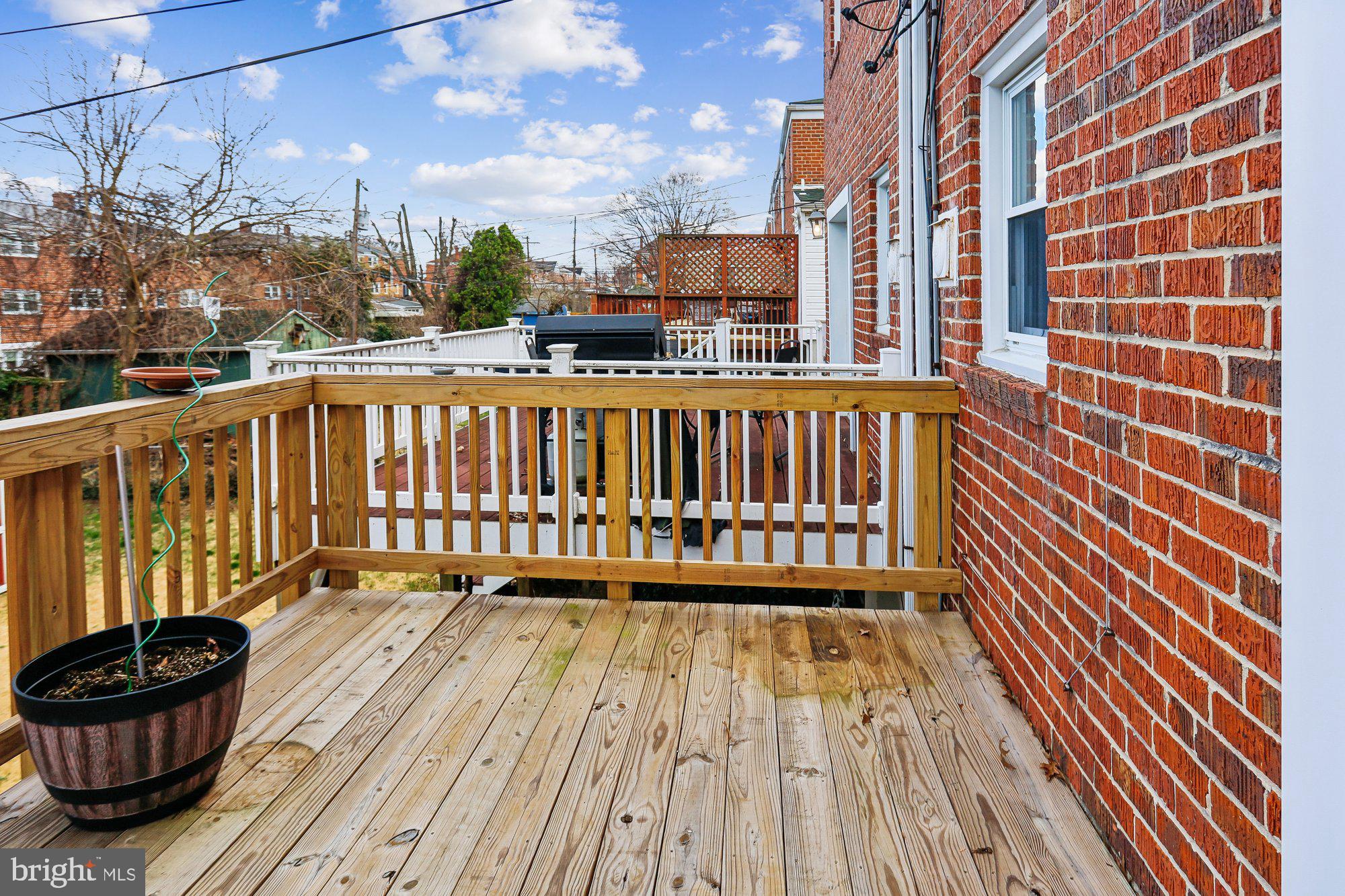 5405 Highridge Street Halethorpe, MD 21227 - Photo 4 of 30 Balcony