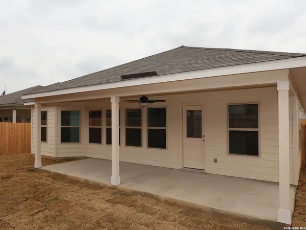 $319,990 | 1160 Limestone Ridge, Seguin, TX 78155