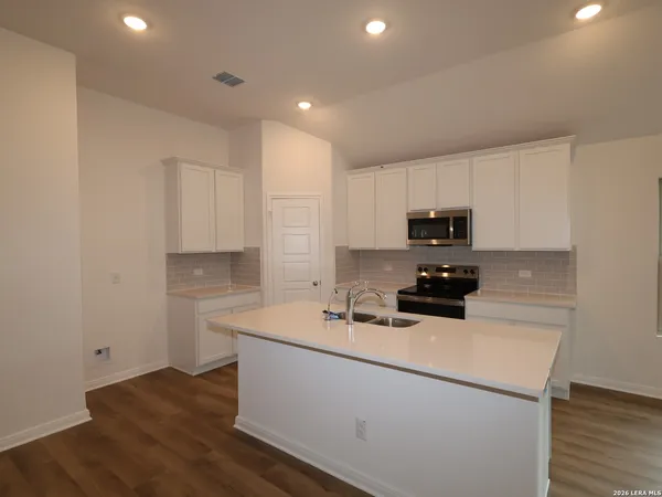 $319,990 | 1160 Limestone Ridge, Seguin, TX 78155