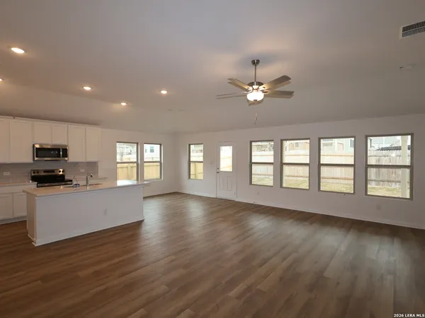 $319,990 | 1160 Limestone Ridge, Seguin, TX 78155