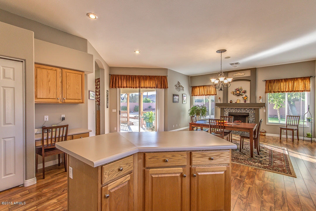 2289 East Victor Road Gilbert, AZ 85296 - Photo 11 of 43 Victor-11