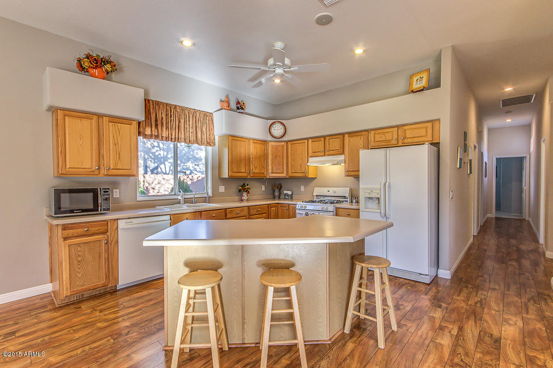 2289 East Victor Road Gilbert, AZ 85296 - Photo 13 of 43 Victor-13