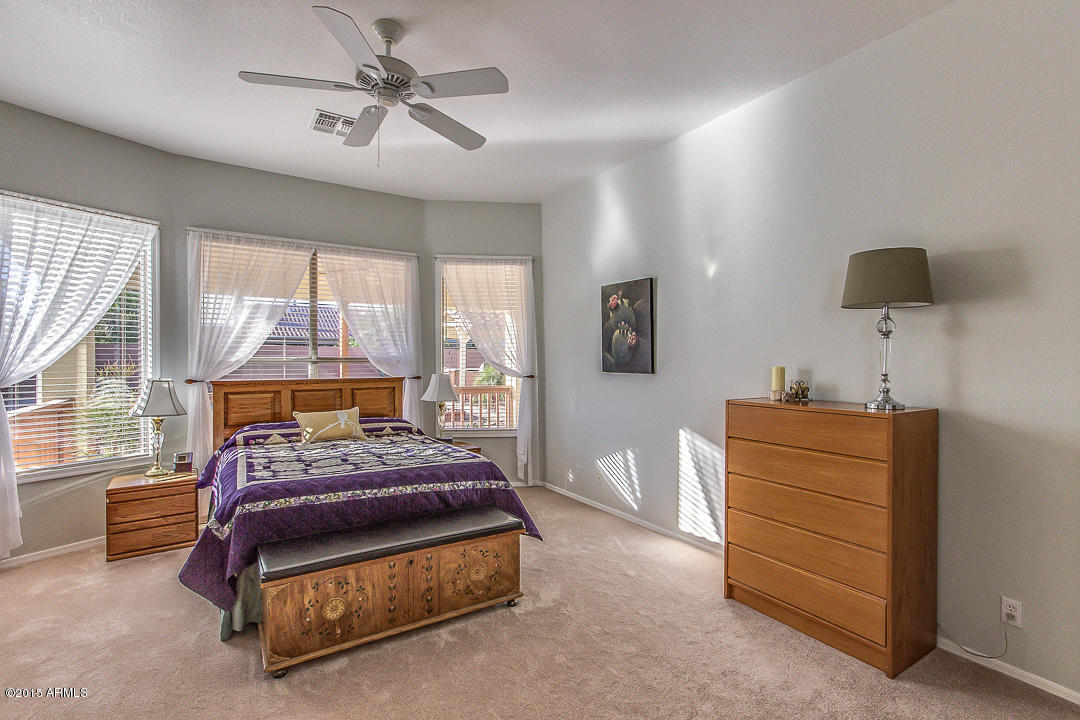 2289 East Victor Road Gilbert, AZ 85296 - Photo 18 of 43 Victor-18