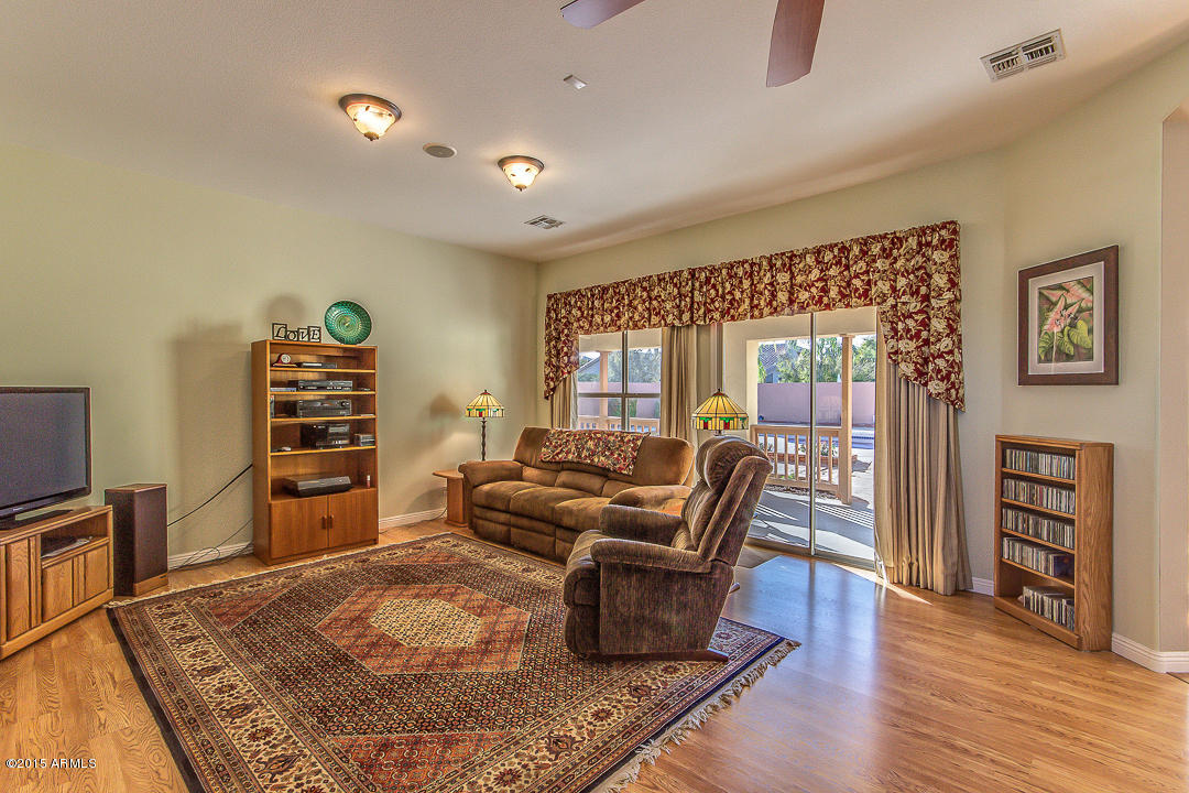 2289 East Victor Road Gilbert, AZ 85296 - Photo 7 of 43 Victor-7