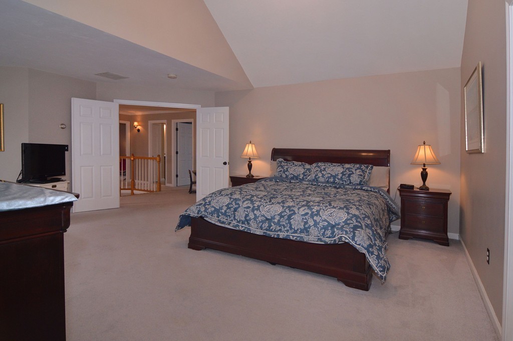 27 Plantation Road Mansfield, MA 02048 - Photo 18 of 30 Gallery Image 18