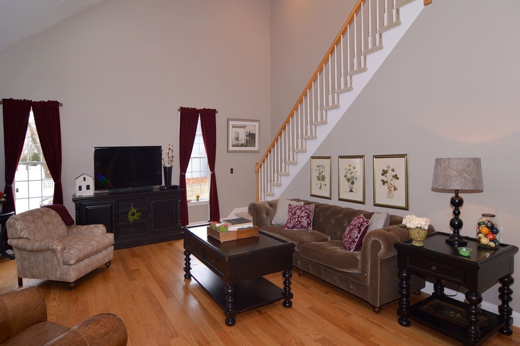 27 Plantation Road Mansfield, MA 02048 - Photo 8 of 30 Gallery Image 8