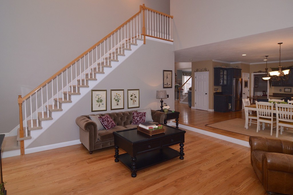 27 Plantation Road Mansfield, MA 02048 - Photo 9 of 30 Gallery Image 9