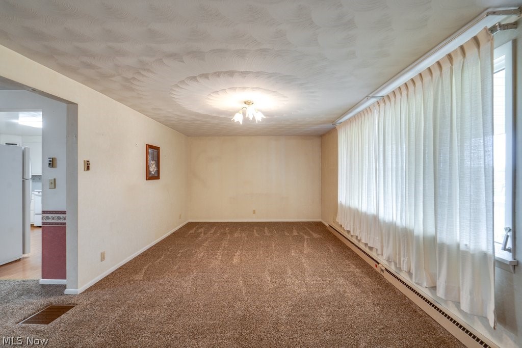 2267 Bellflower Road East Rochester, OH 44625 - Photo 6 of 48