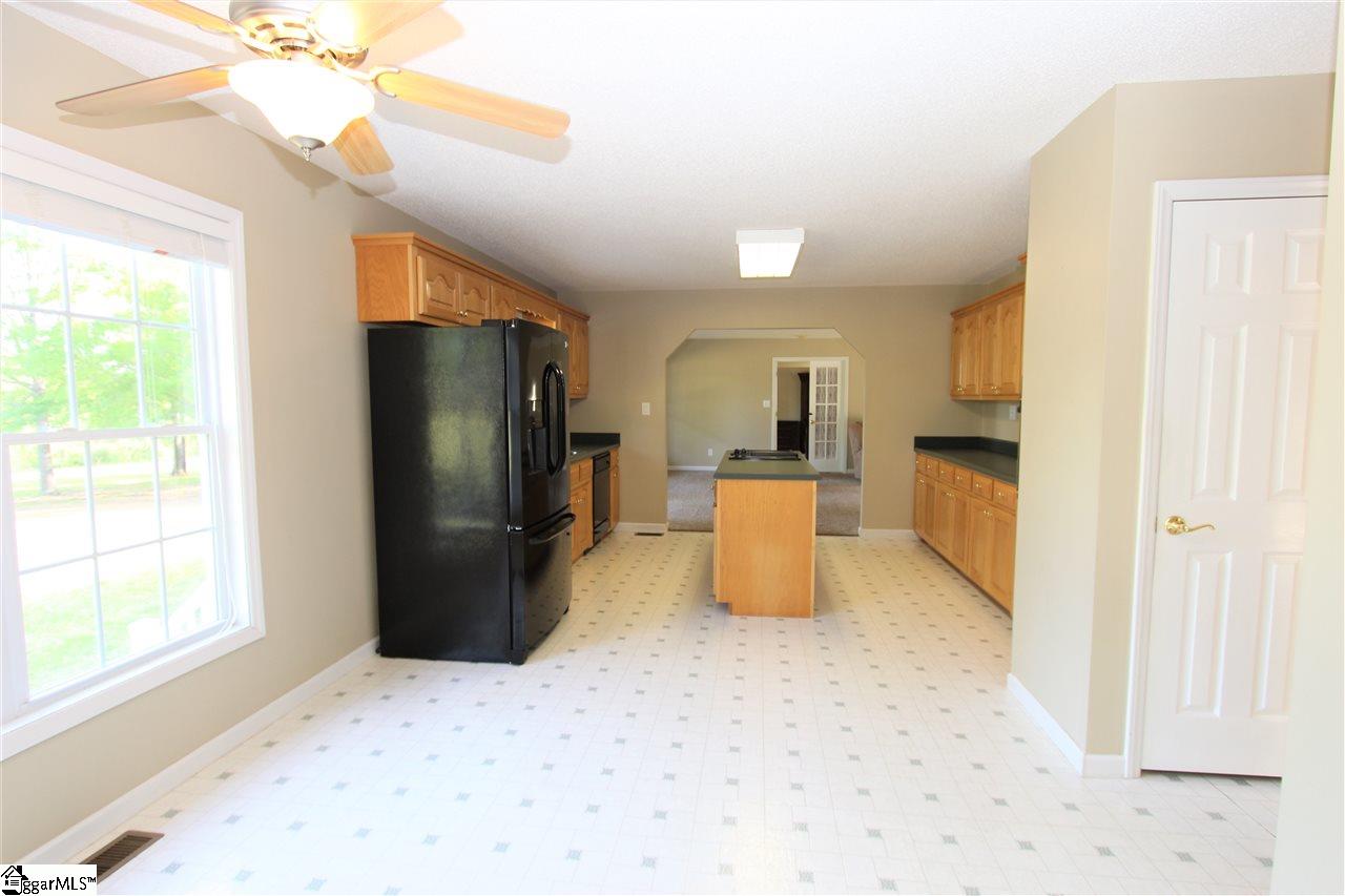 230 Oak Valley Road Spartanburg, SC 29302 - Photo 11 of 25 Gallery Image 11