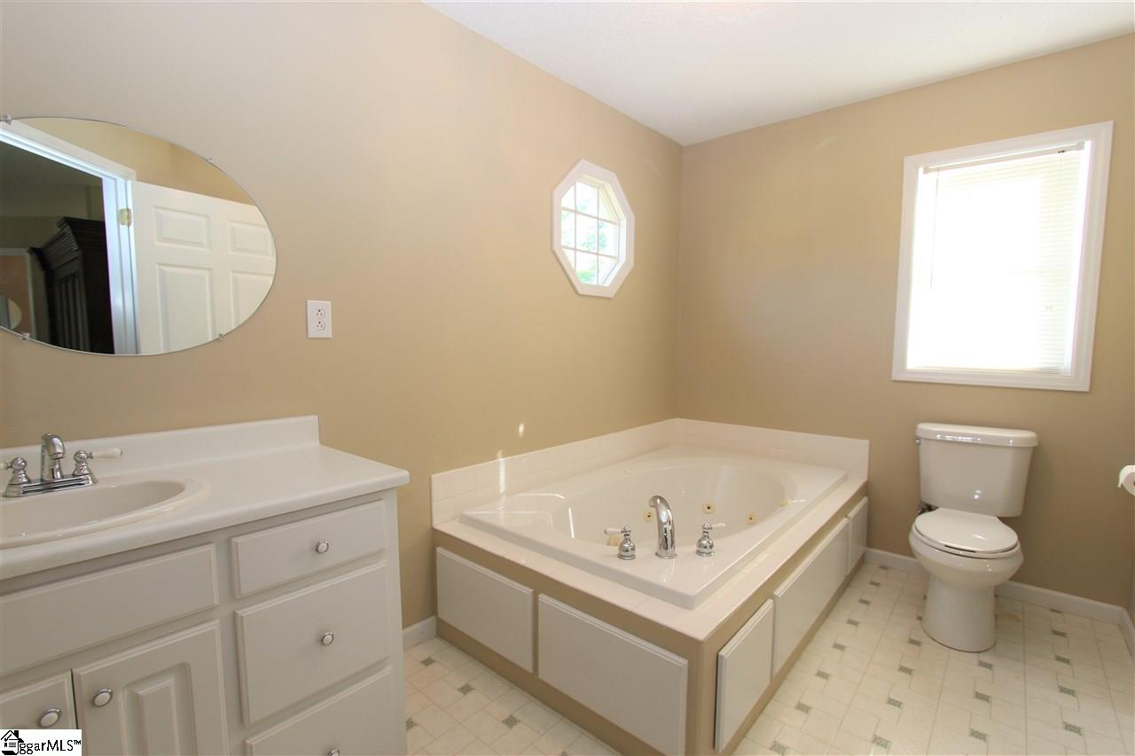 230 Oak Valley Road Spartanburg, SC 29302 - Photo 17 of 25 Gallery Image 17