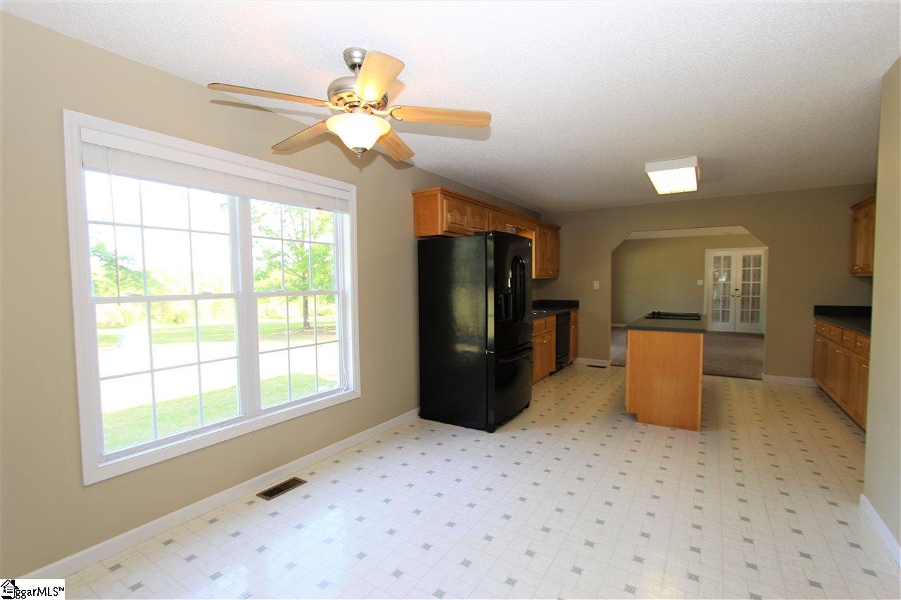 230 Oak Valley Road Spartanburg, SC 29302 - Photo 7 of 25 Gallery Image 7