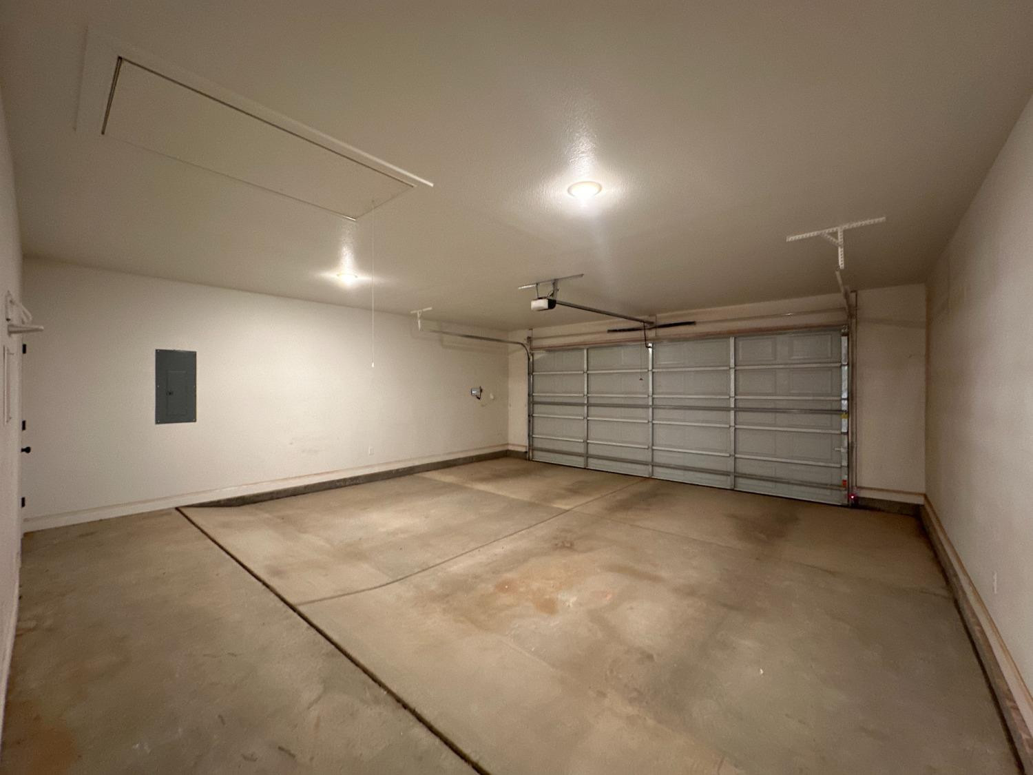 6959 103rd Street Lubbock, TX 79424 - Photo 42 of 49 a view of a garage