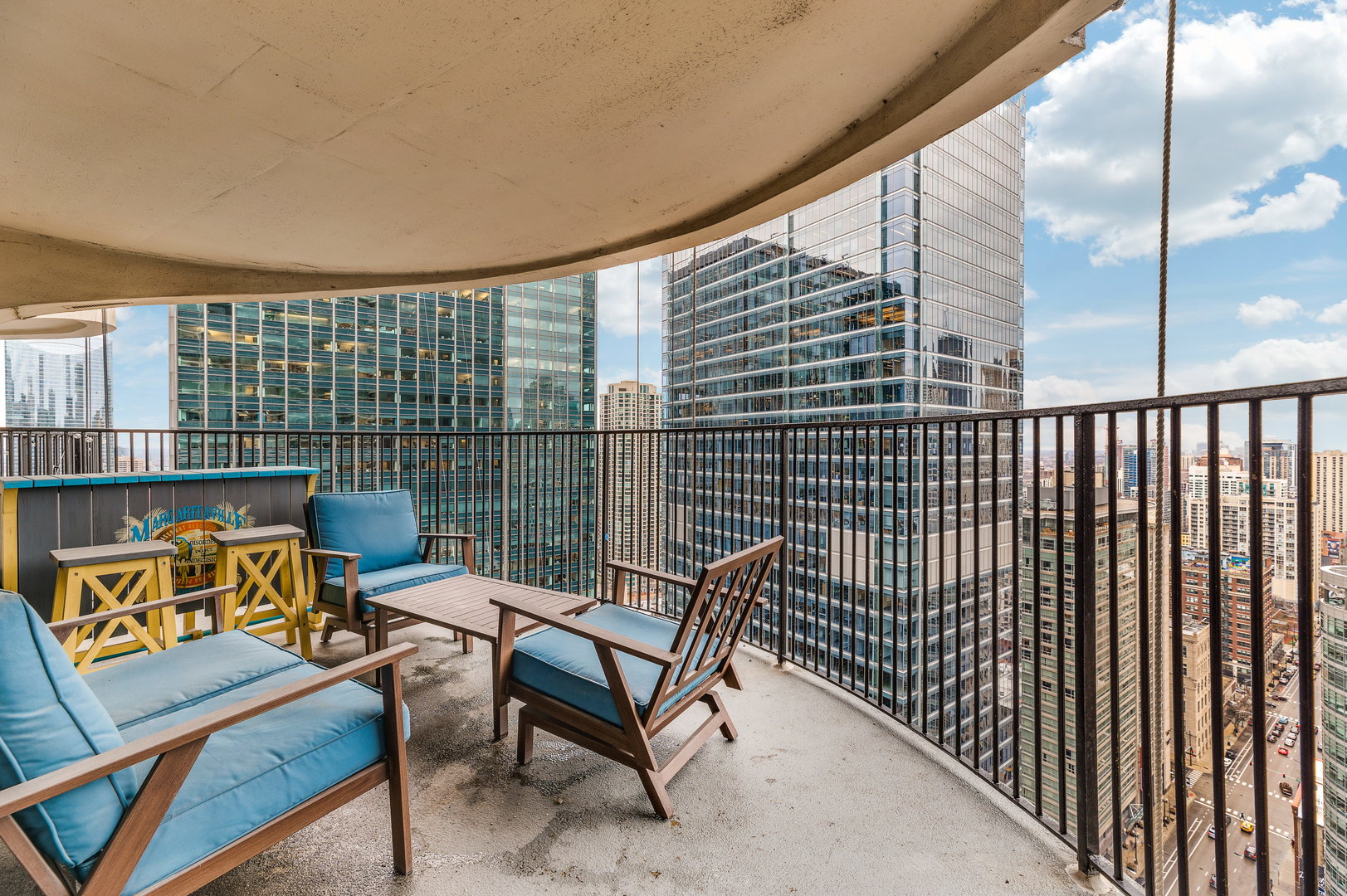 300 North State Street, Unit 3605 Chicago, IL 60654 - Photo 11 of 19