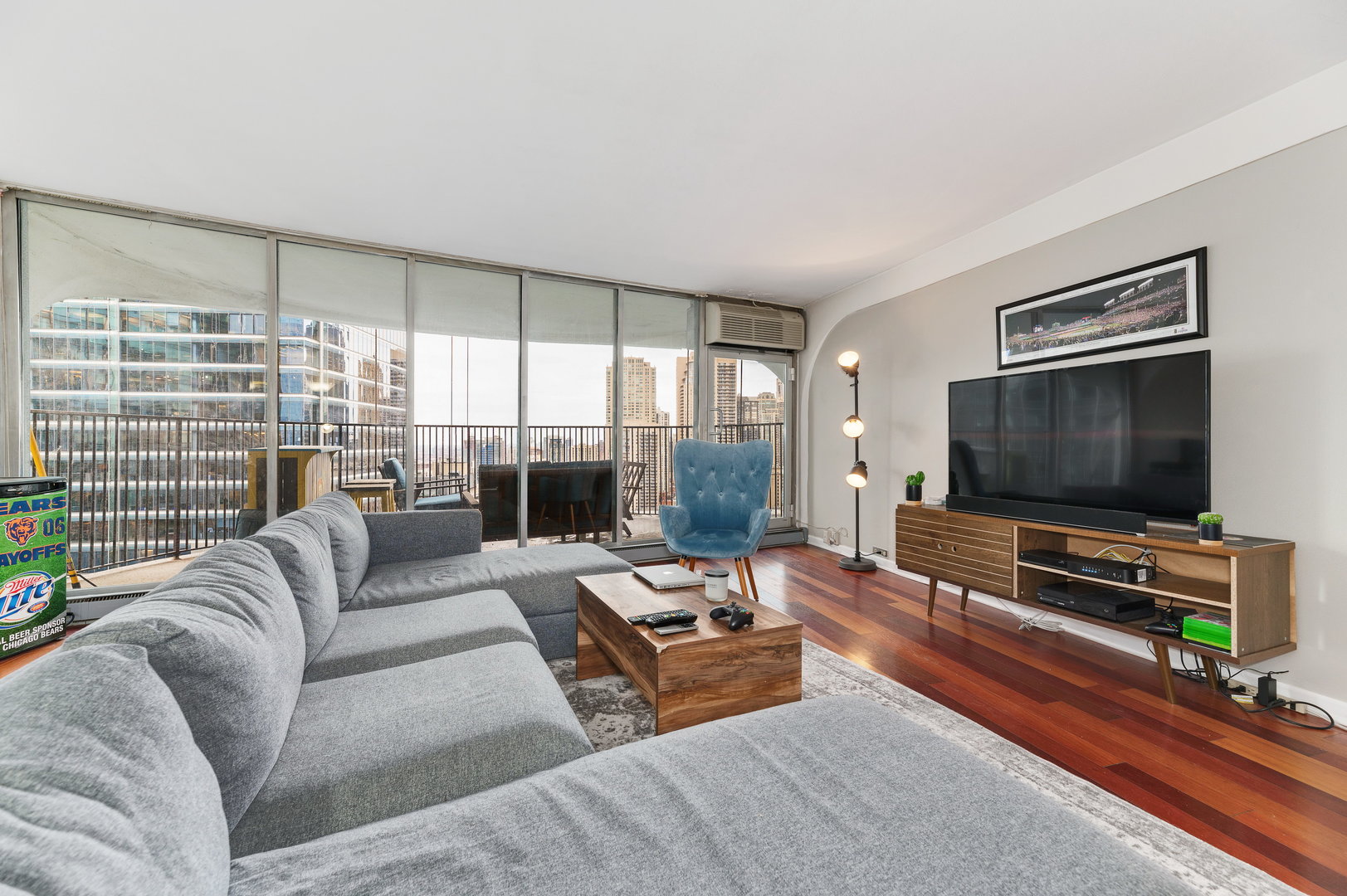 300 North State Street, Unit 3605 Chicago, IL 60654 - Photo 6 of 19