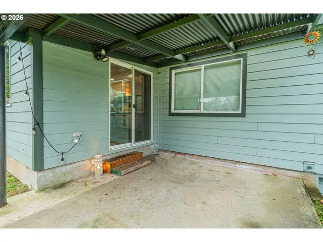 $450,000 | 11937 Northeast Holladay Street, Portland, OR 97220