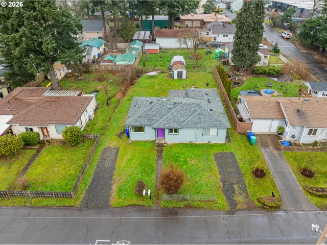 $450,000 | 11937 Northeast Holladay Street, Portland, OR 97220