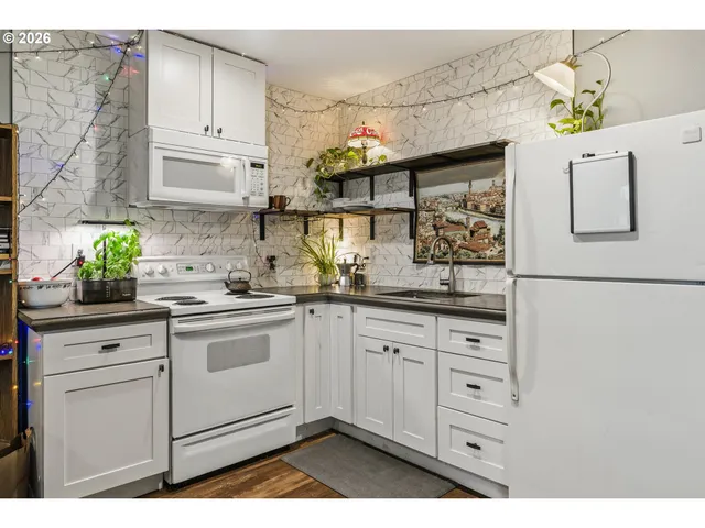 $450,000 | 11937 Northeast Holladay Street, Portland, OR 97220