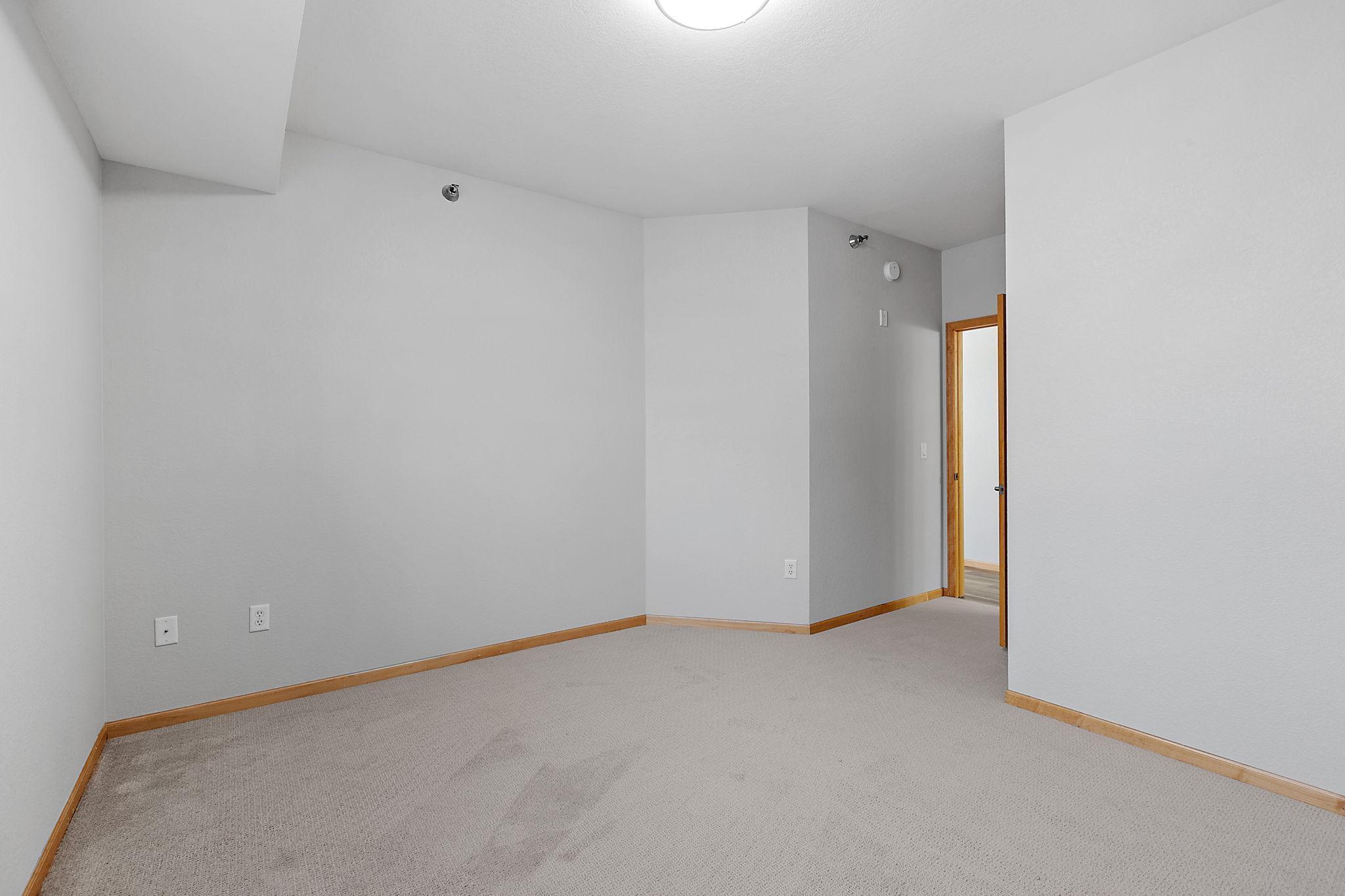 1155 Ford Road, Unit 512 St. Louis Park, MN 55426 - Photo 17 of 35