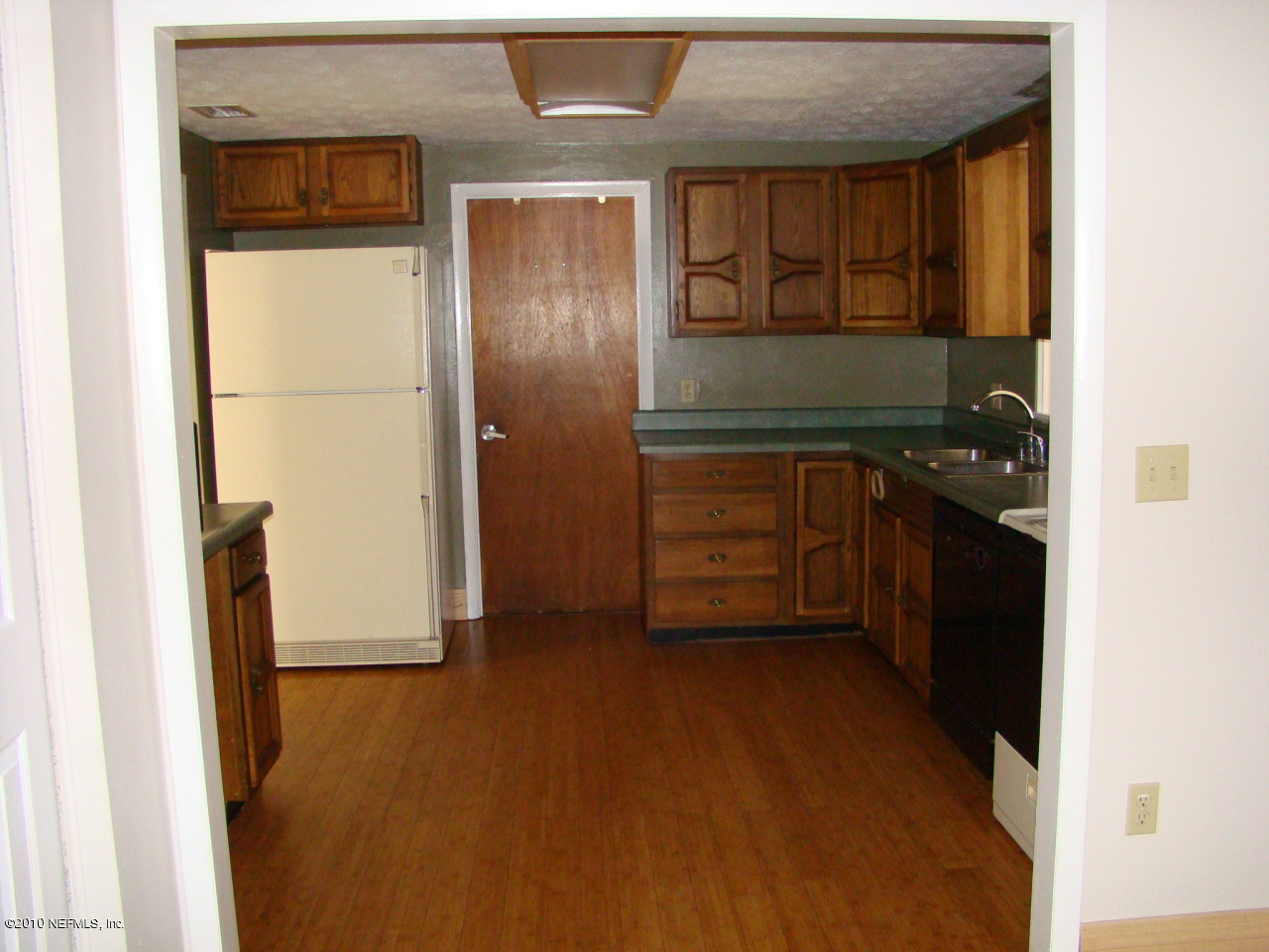 309 Noel Road Orange Park, FL 32073 - Photo 8 of 18 Kitchen