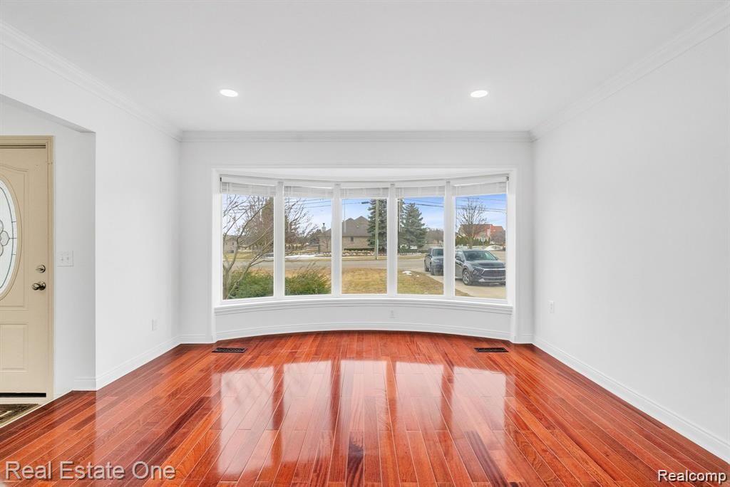 50500 Card Road Macomb, MI 48044 - Photo 4 of 26