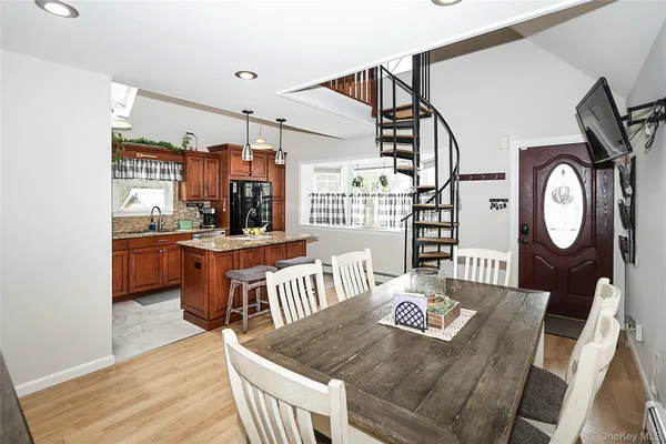 $549,999 | 129 Norwalk Avenue, Unit A, Medford, NY 11763