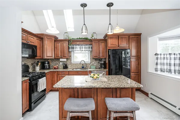 $549,999 | 129 Norwalk Avenue, Unit A, Medford, NY 11763