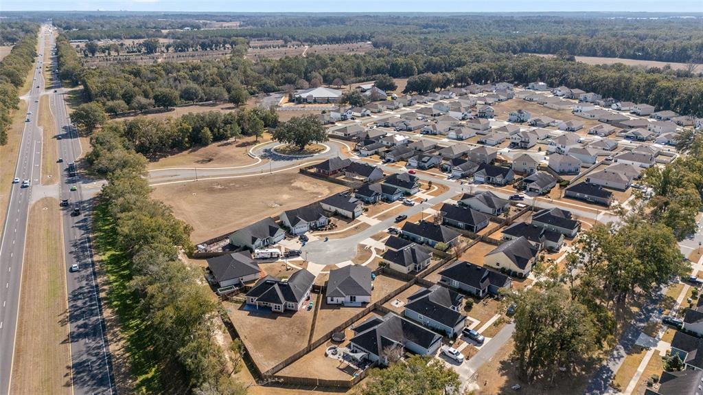 16668 Northwest 191st Way High Springs, FL 32643 - Photo 33 of 38 an aerial view of multiple house