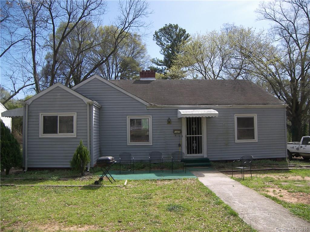 1327 Skyview Road Charlotte, NC 28208 - Photo 1 of 19 Gallery Image 1