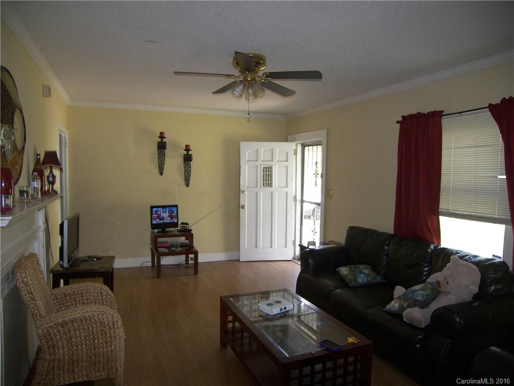 1327 Skyview Road Charlotte, NC 28208 - Photo 2 of 19 Gallery Image 2