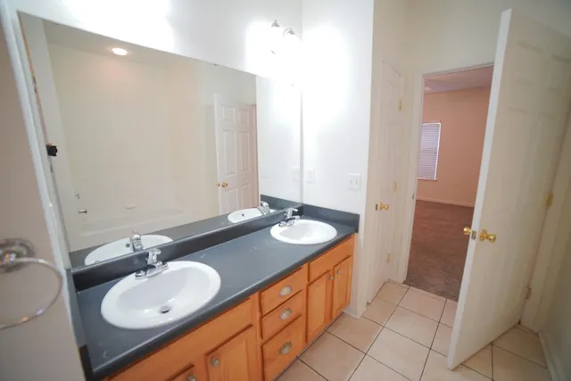 $1,500 | 829 Dent Street, Tallahassee, FL 32304