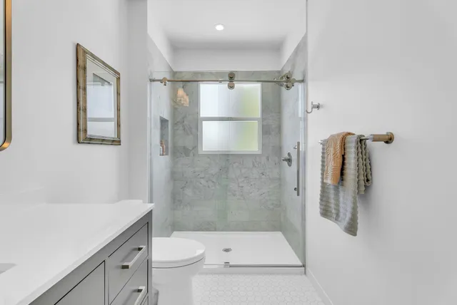 $919,000 | 5914 Martin Luther King Jr Way, Oakland, CA 94609