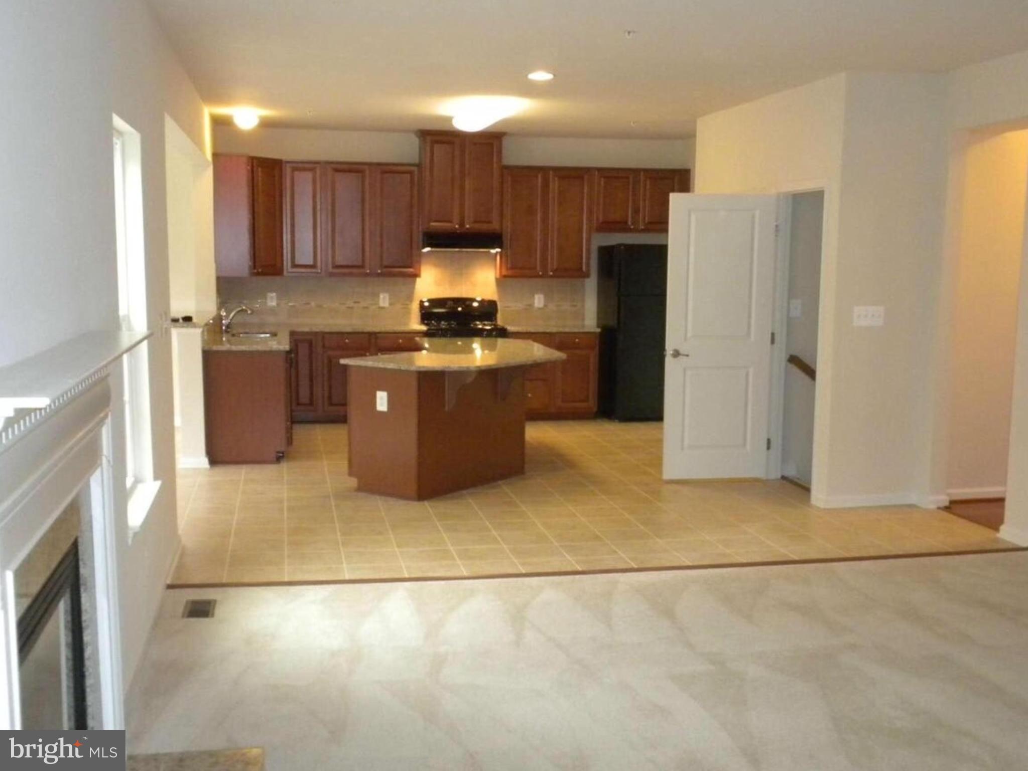 14306 Devinger Place Accokeek, MD 20607 - Photo 6 of 11 Interior (General)