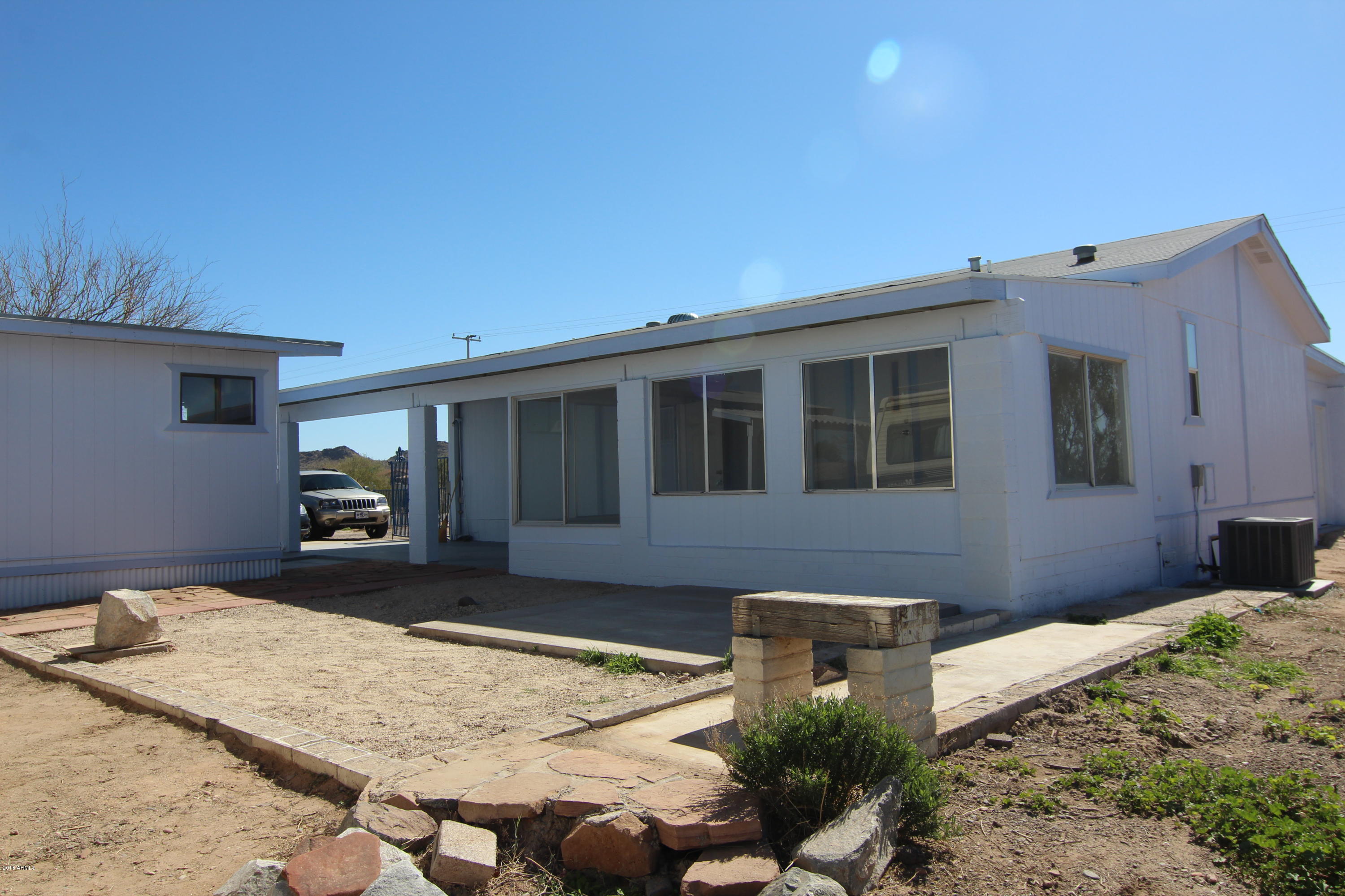 enclosed patio (2)