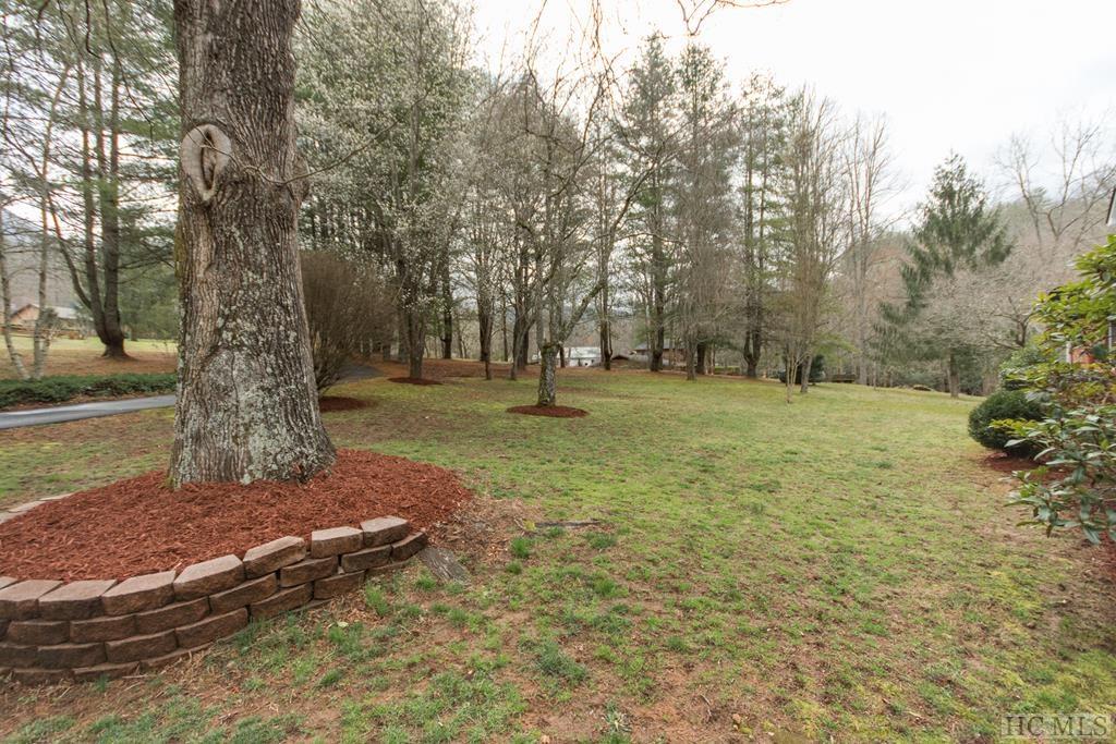 4525 Tessentee Road Franklin, NC 28734 - Photo 70 of 72 Gallery Image 70