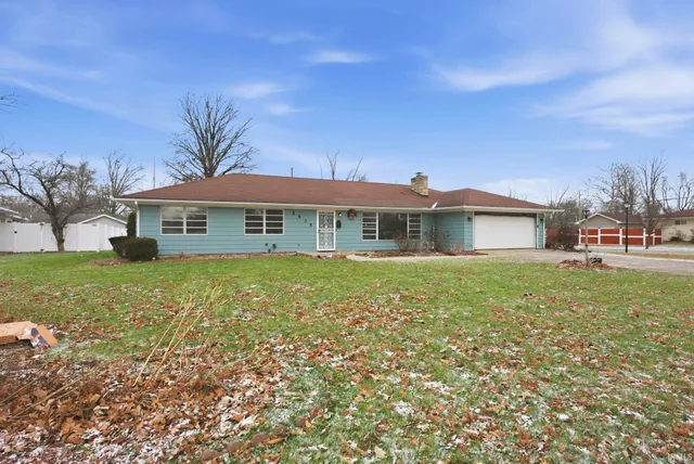 $249,900 | 2535 Hoevelwood Drive, Fort Wayne, IN 46806