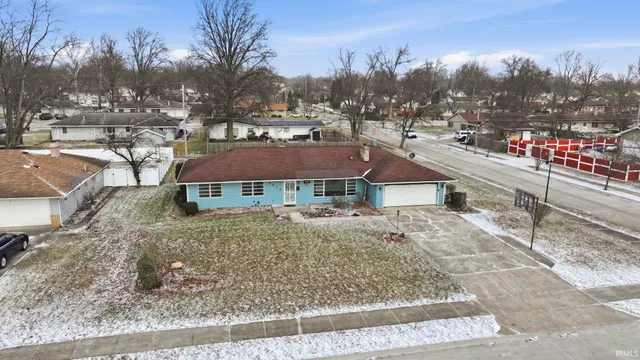 $249,900 | 2535 Hoevelwood Drive, Fort Wayne, IN 46806