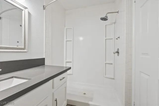 $1,980 | 3388 Pavlo Street, Las Vegas, NV 89121