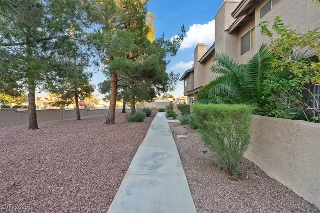 $1,980 | 3388 Pavlo Street, Las Vegas, NV 89121