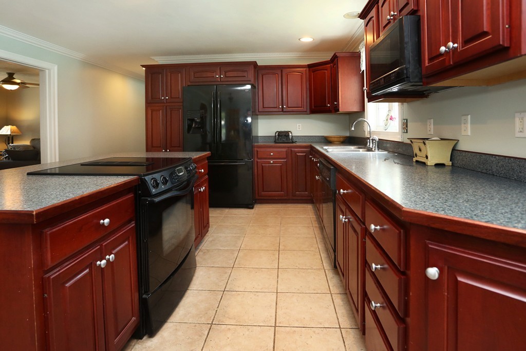 12 Joy Road Salisbury, MA 01952 - Photo 4 of 29 Gallery Image 4