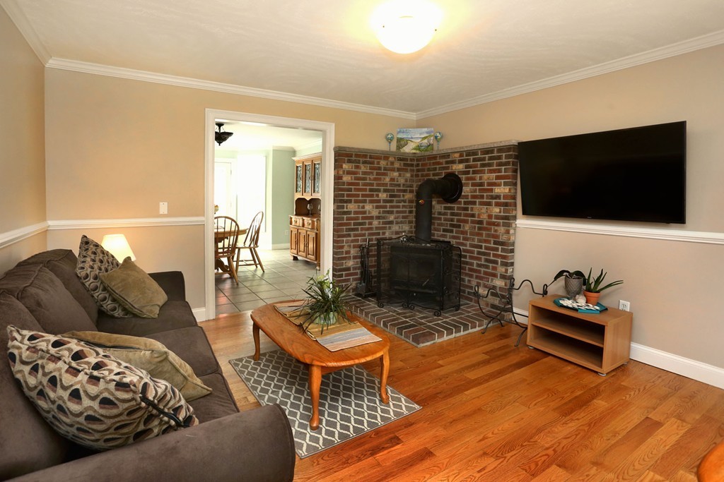 12 Joy Road Salisbury, MA 01952 - Photo 10 of 29 Gallery Image 10