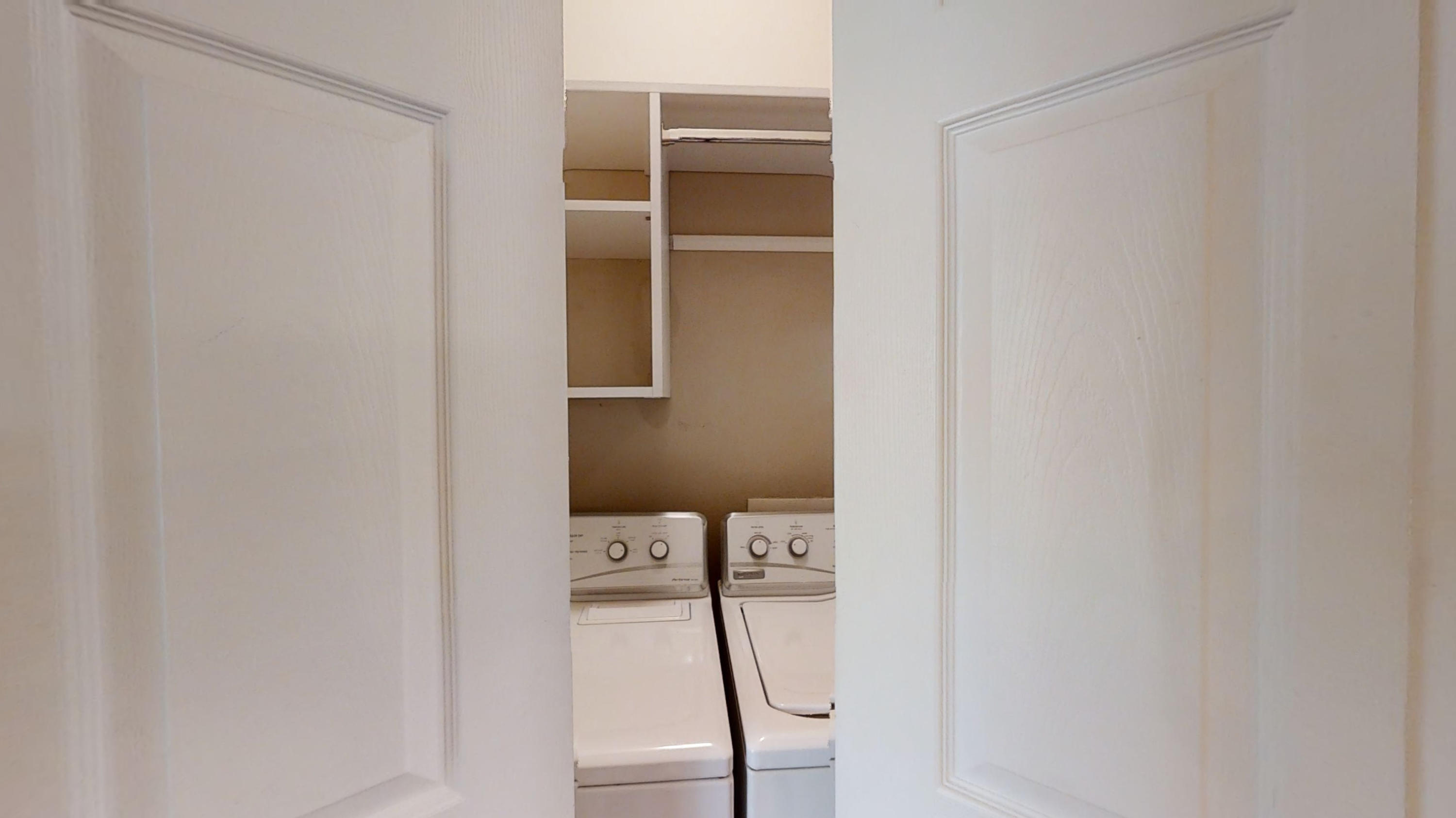 1516 Telfair Way Charleston, SC 29412 - Photo 36 of 61 laundry room