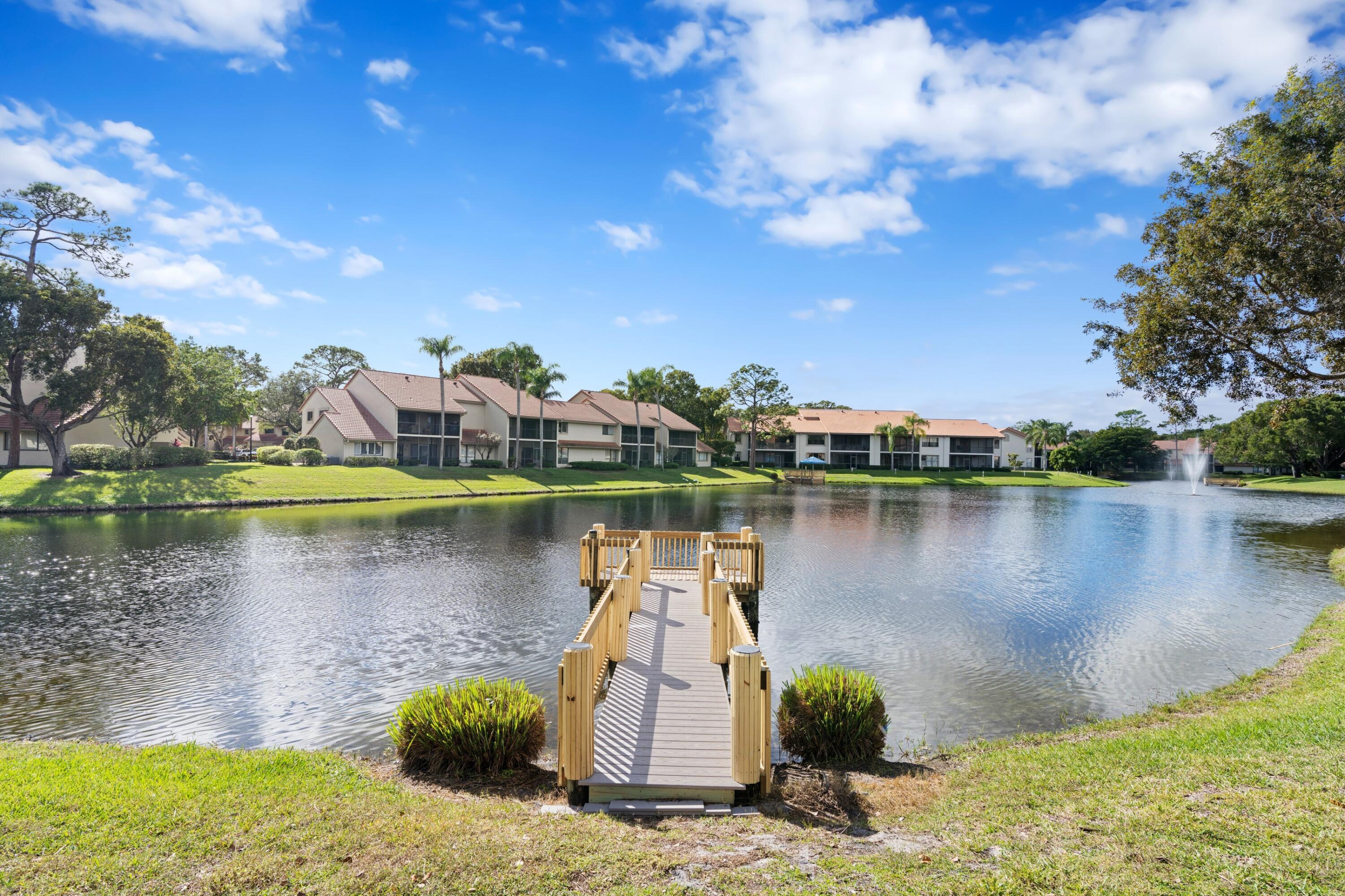 5631 Coach House Circle, Unit H Boca Raton, FL 33486 - Photo 16 of 29 Dock