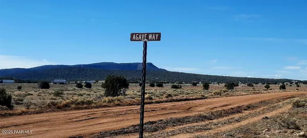 $265,000 | Xxxx West Xxxx W Old Limestone Lane, Seligman, AZ 86337