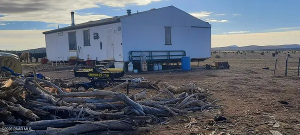 $265,000 | Xxxx West Xxxx W Old Limestone Lane, Seligman, AZ 86337