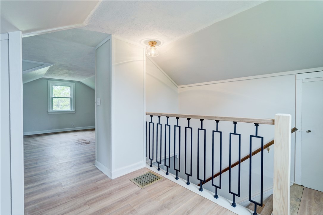 904 Lake Road Webster, NY 14580 - Photo 19 of 43