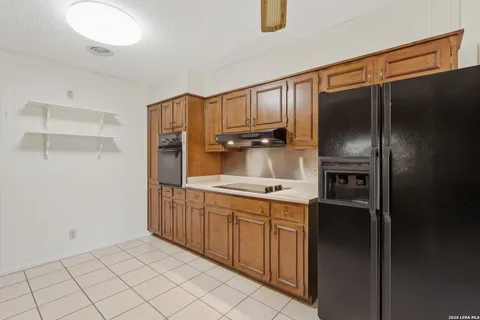 $525,000 | 30592 Oakview Road, Bulverde, TX 78163