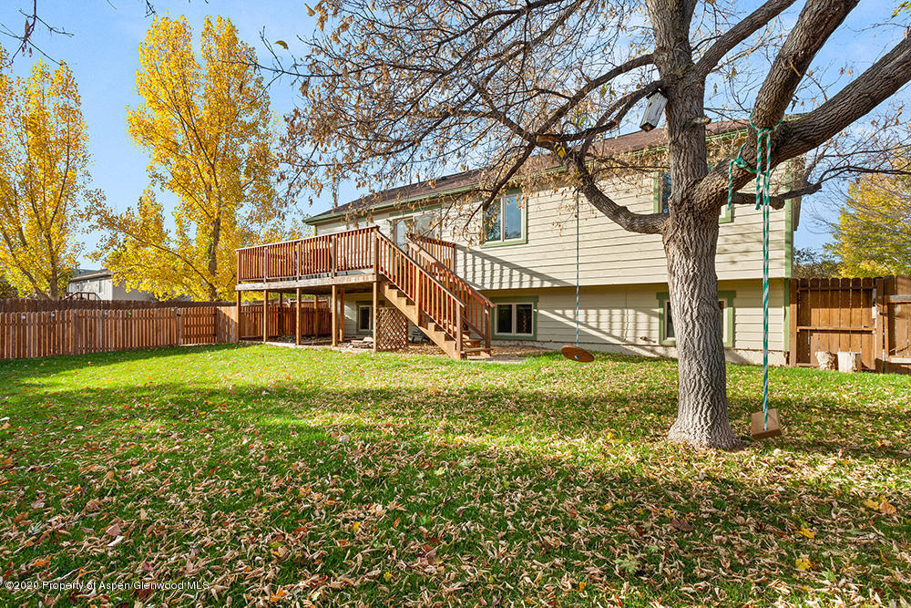 292 Rabbit Road Carbondale, CO 81623 - Photo 3 of 27 292RabbitRoad_DASH_10152020002