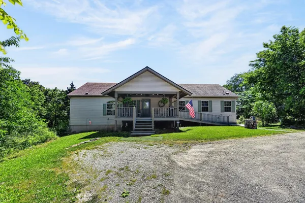 $295,000 | 8489 Highway 262, Dillsboro, IN 47018