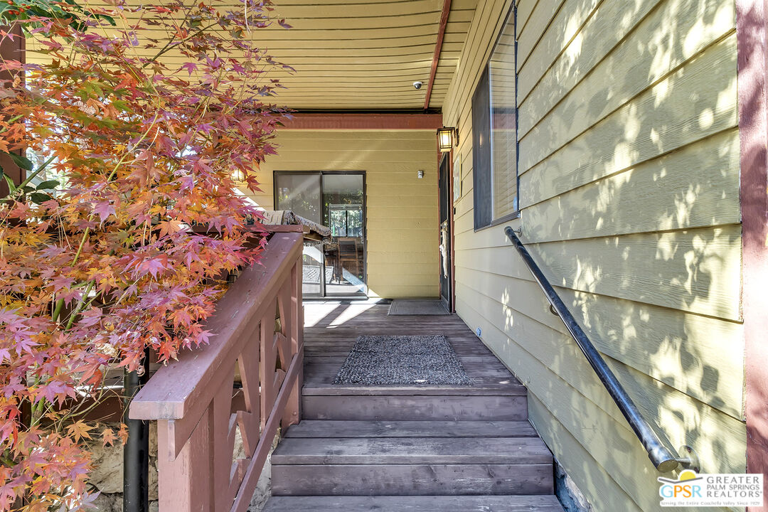 25955 Highway 243, Unit 18 Idyllwild, CA 92549 - Photo 8 of 43 a view of entryway with wooden floor
